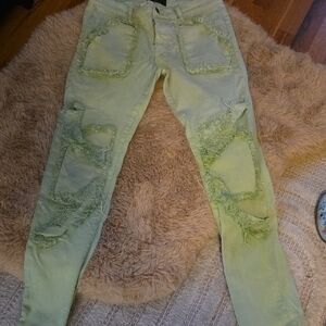 Trendy Men's Distressed Skinny Jeans in Lime
